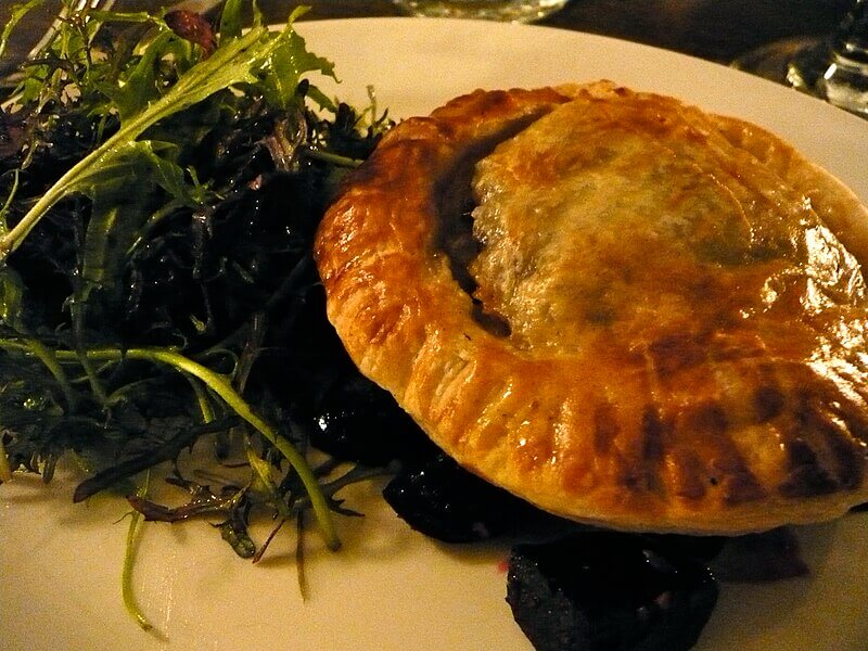 Pigeon pie